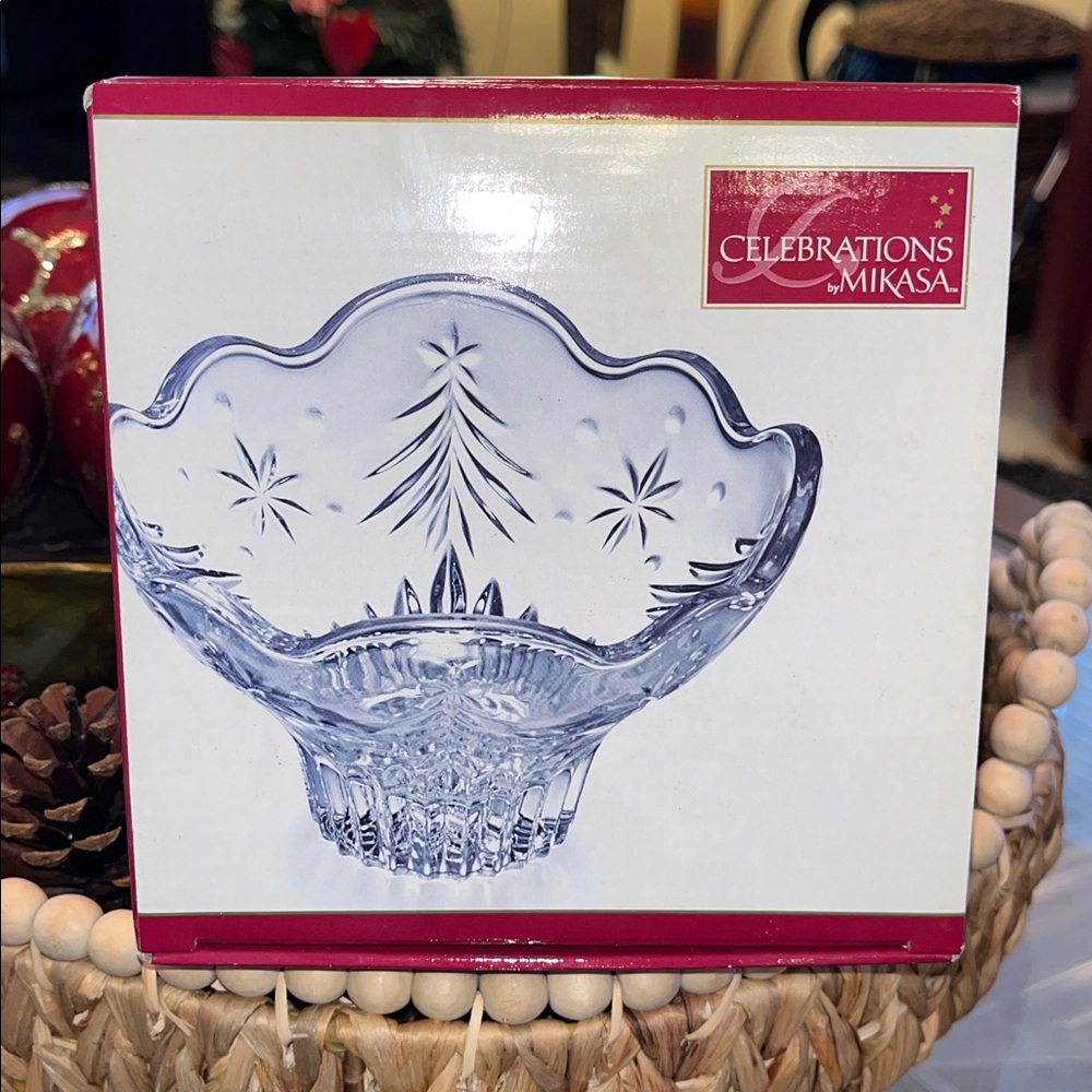 Mikasa Celebrations Crystal Decorative Bowl